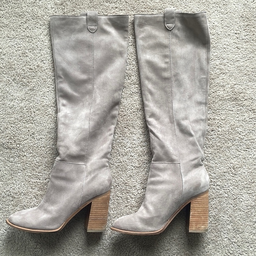 Taupe knee high slouch/over the knee boots!